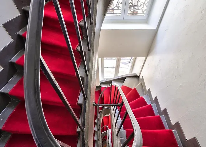 The Perfect In The Heart Of Paris